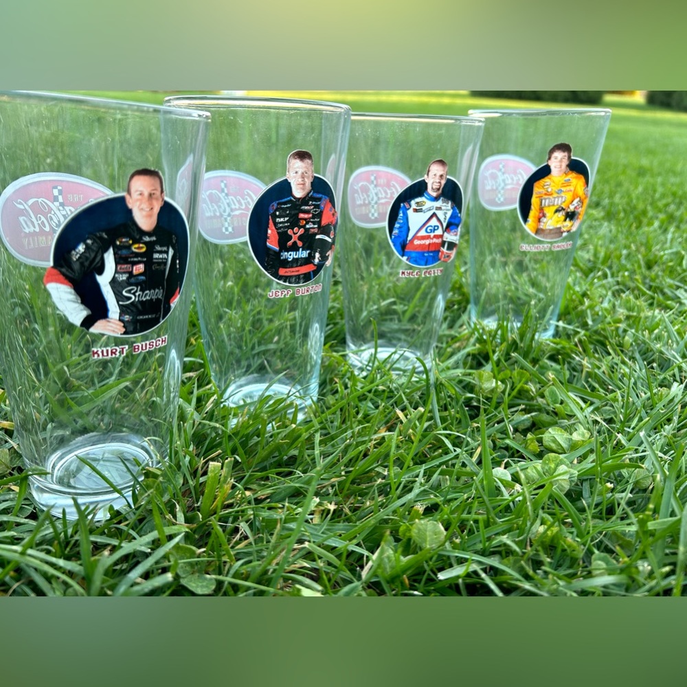 Coca-Cola Racing Family Thick Pint Beer Glass - Picture 1 of 10